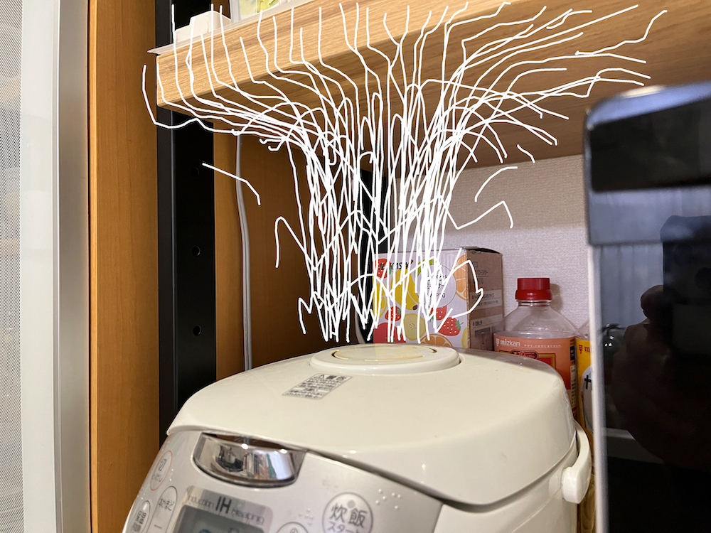 DIY 炊飯器の水蒸気どうする？自分で作る炊飯器用スライド棚③ : 掃除が楽な家づくり