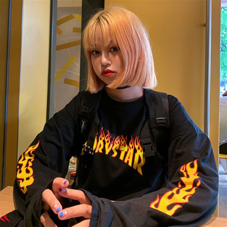 燃える炎のロゴデザイン製品ブランドアイコンイラストPremiumベクトル素材