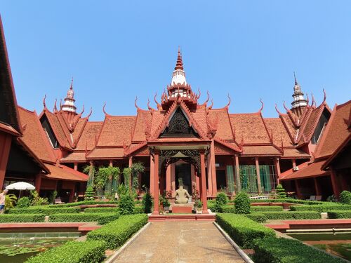 東南アジア最大級の石造建造物アンコール遺跡 ―石から探る遺跡の謎の解明―一般社団法人平和政策研究所