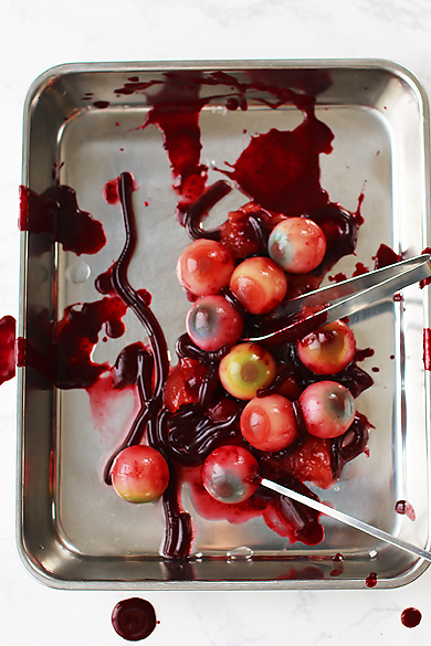 おばけやしきの小道具③100均の発泡スチロールで目玉の作り方お金をかけずに楽しく遊ぼう