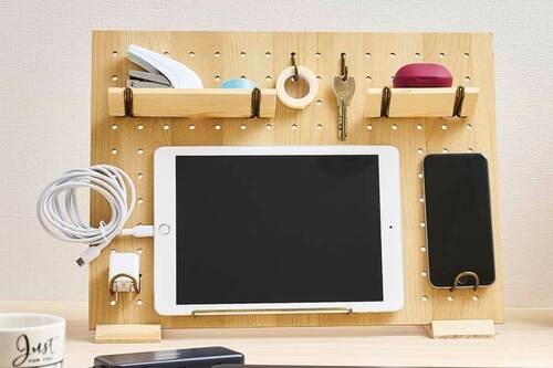 ダイソーで買える激安パンチングボードの活用法、小物収納の強い味方！ 100均 @DIME アットダイム