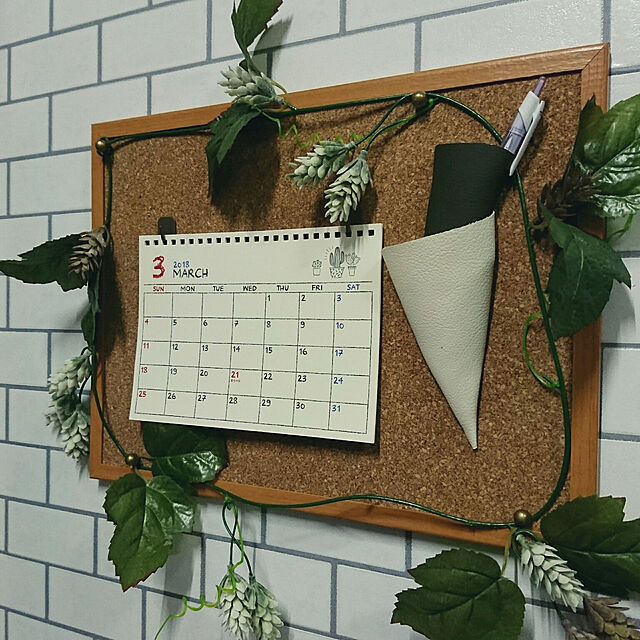 コルクボードをひと工夫♪海外DIYerのアレンジ術を一挙公開！ - PAJOLIS.comパジョリスドットコム