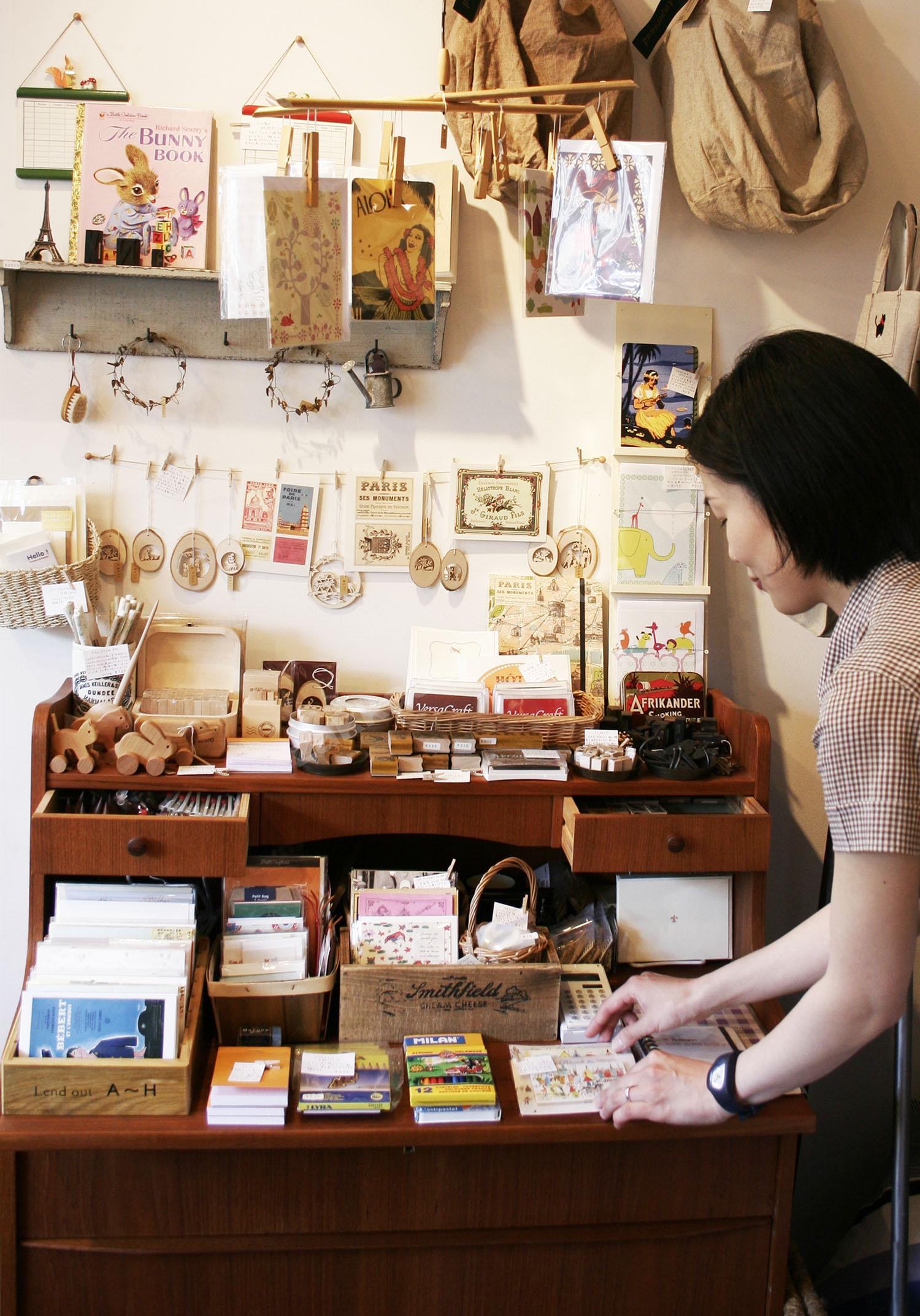 かわいい雑貨との出合いも。名古屋の素敵なカフェと＋αの楽しみ方 │ ヒトサラマガジン