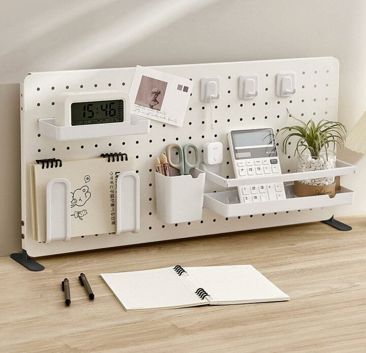 ダイソー 賃貸でもOK！ダイソーのデザインボード＋αで見せる壁収納がカンタンにできちゃいますサンキュ