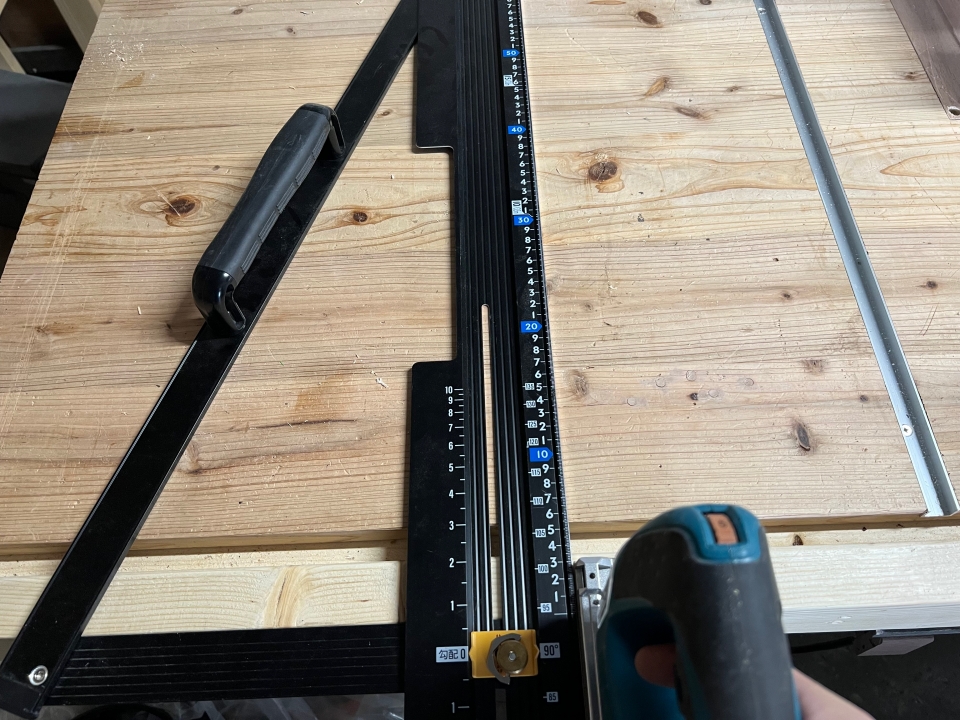 ジグソーが曲がる⁉使う前にcheckする3つのポイントをご紹介！ - DIYレシピ情報サイトtsukuroもっと by motto studio