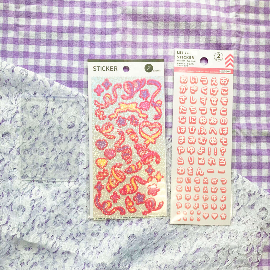 100均アイテムで出来る「硬質ケースデコ・トレカデコ」100均ダイソー・セリア