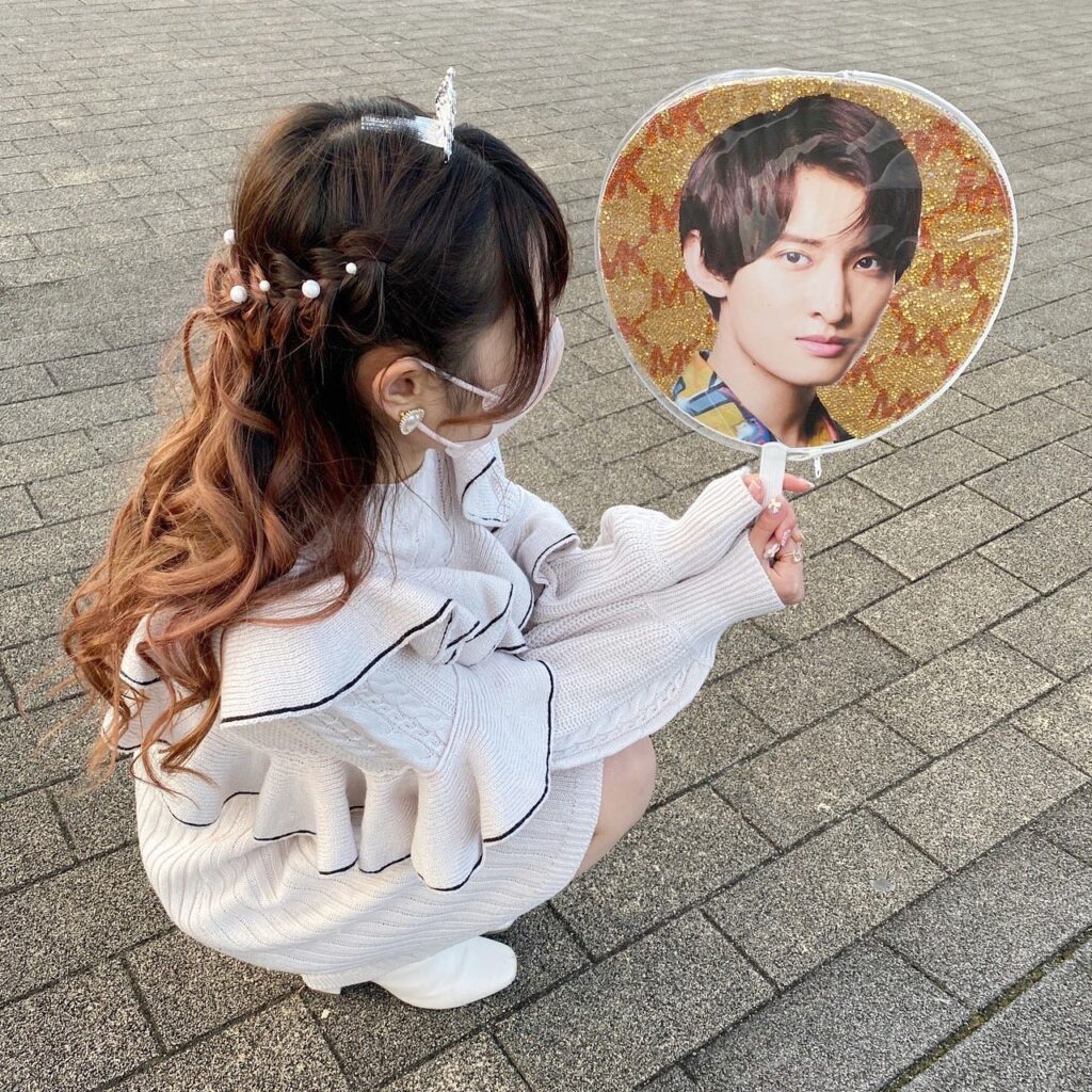 SixTONES 田中樹 デコうちわ Gucci 柄スト担必見！TikTok