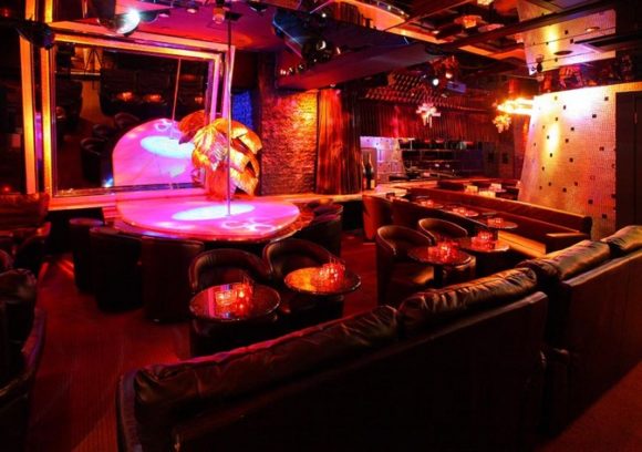 Japanese Strip Club |