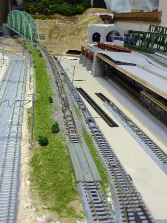 Part2 TOMIXレール1本分で鉄道模型ジオラマ制作！バラスト散布編