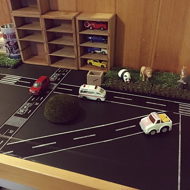 100均キャンドゥのおすすめプチプラおもちゃ プチタウンシリーズの種類をご紹介 トミカみたいに組み合わせて遊べる♪雪見日和