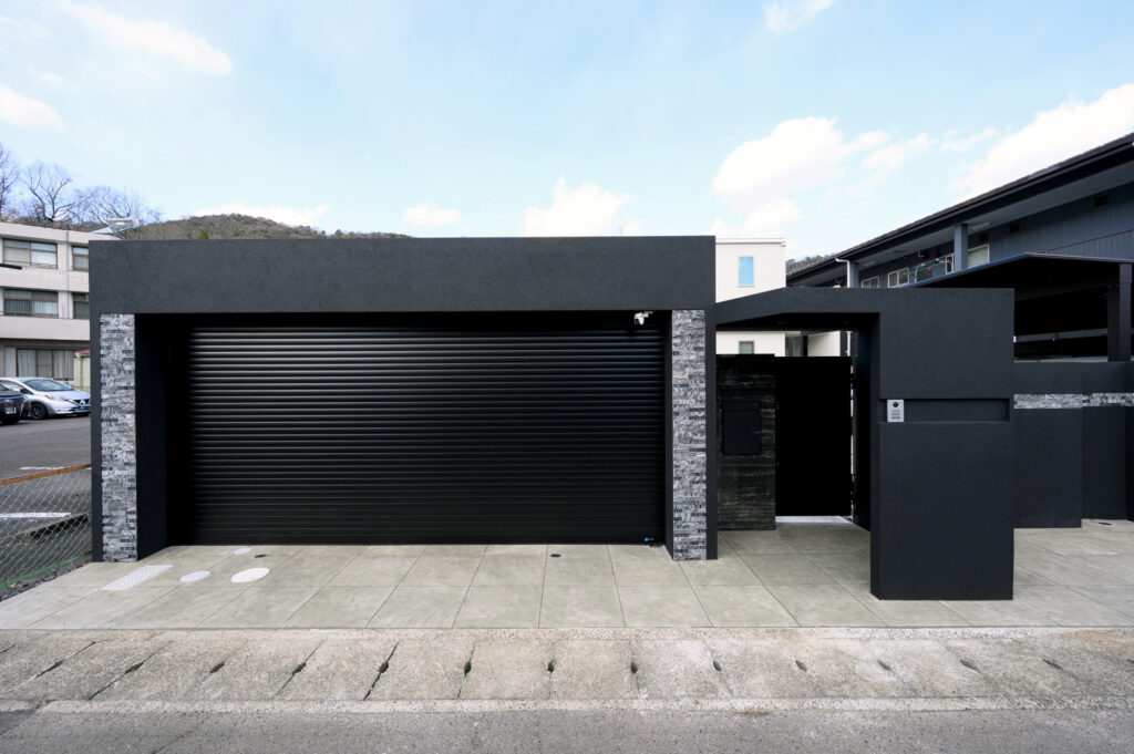 新日軽：ｼｬｯﾀｰｹﾞｰﾄを和風にｱﾚﾝｼﾞ舞鶴市I様邸施工実績 詳細ページ 株式会社山翠園