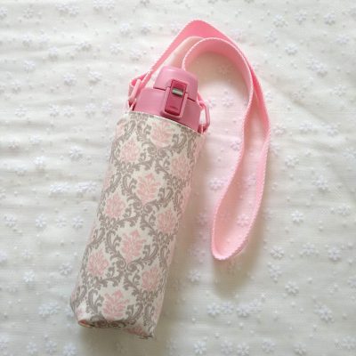 100均の材料３つだけ！ペットボトルカバーをアレンジ「持ち手付き水筒ケース」na-na ナーナ 鳥取・島根のグルメ、おでかけ、暮らしのWEBマガジン