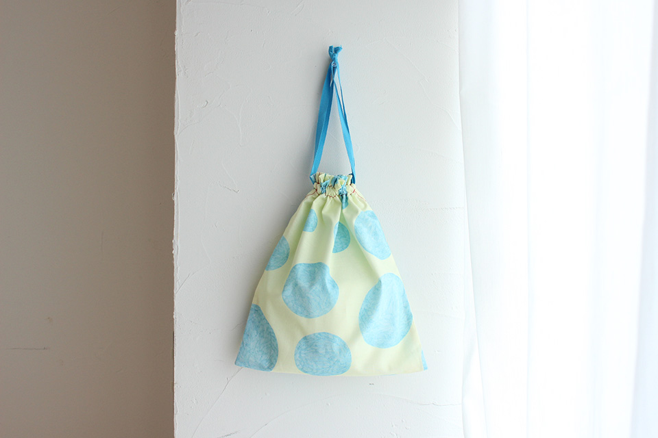 初心者マークのソーイング② 裏地なしの巾着袋の作り方 – kokka-fabric.com