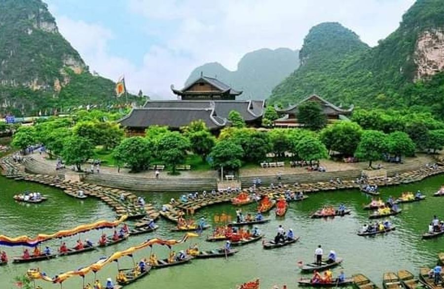 H-33古都ホアルー＆世界遺産チャンアンベトナム旅行スケッチトラベル20年を超える現地旅行会社