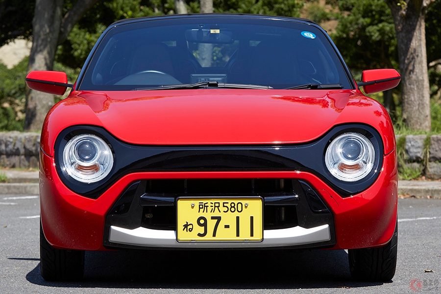 ゴツめのレトロデザインが秀逸！ 今も世界中のファンを魅了しているクラシックSUV3選くるまのニュース