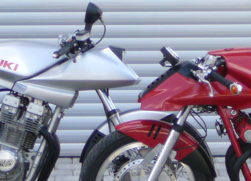 世界に衝撃を与えたデザインで話題沸騰となったGSX1100SカタナBike Life Labバイク王