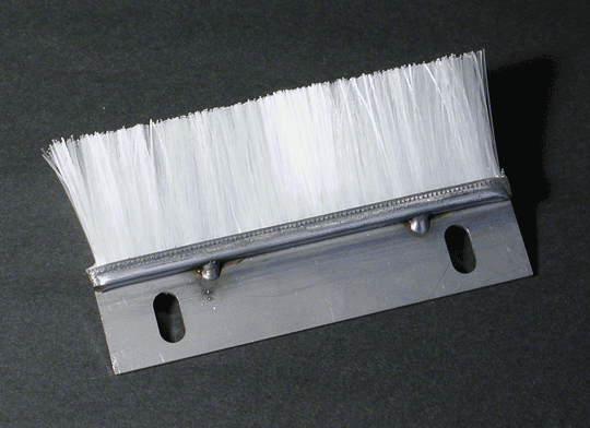 プレート付直線ブラシ・脱着式工業用ブラシ開発製造の昭和工業株式会社