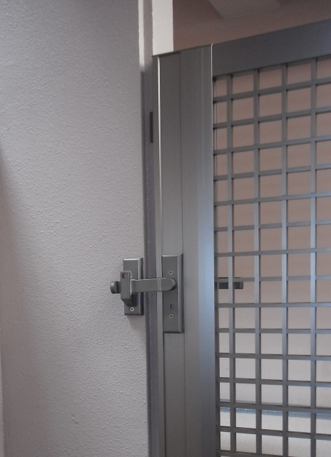 マンションのポーチとは？アルコーブとの違いも解説。玄関をおしゃれにできるメリットと注意点を紹介SUUMOお役立ち情報