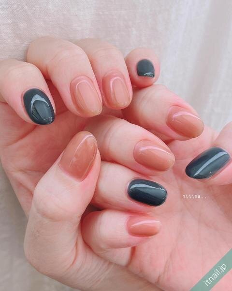 もう迷わない！センスのいい2色の配色 2色だけでも、色選びをしっかり行えばこんなオシャレなデザインに仕上がります✨ 補色や色の彩度を把握して、1ランク上のデザインを目指しましょう💡🔍この投稿がタメになったらいいね🤍をお願いします！ 🔍あとで見返せるように