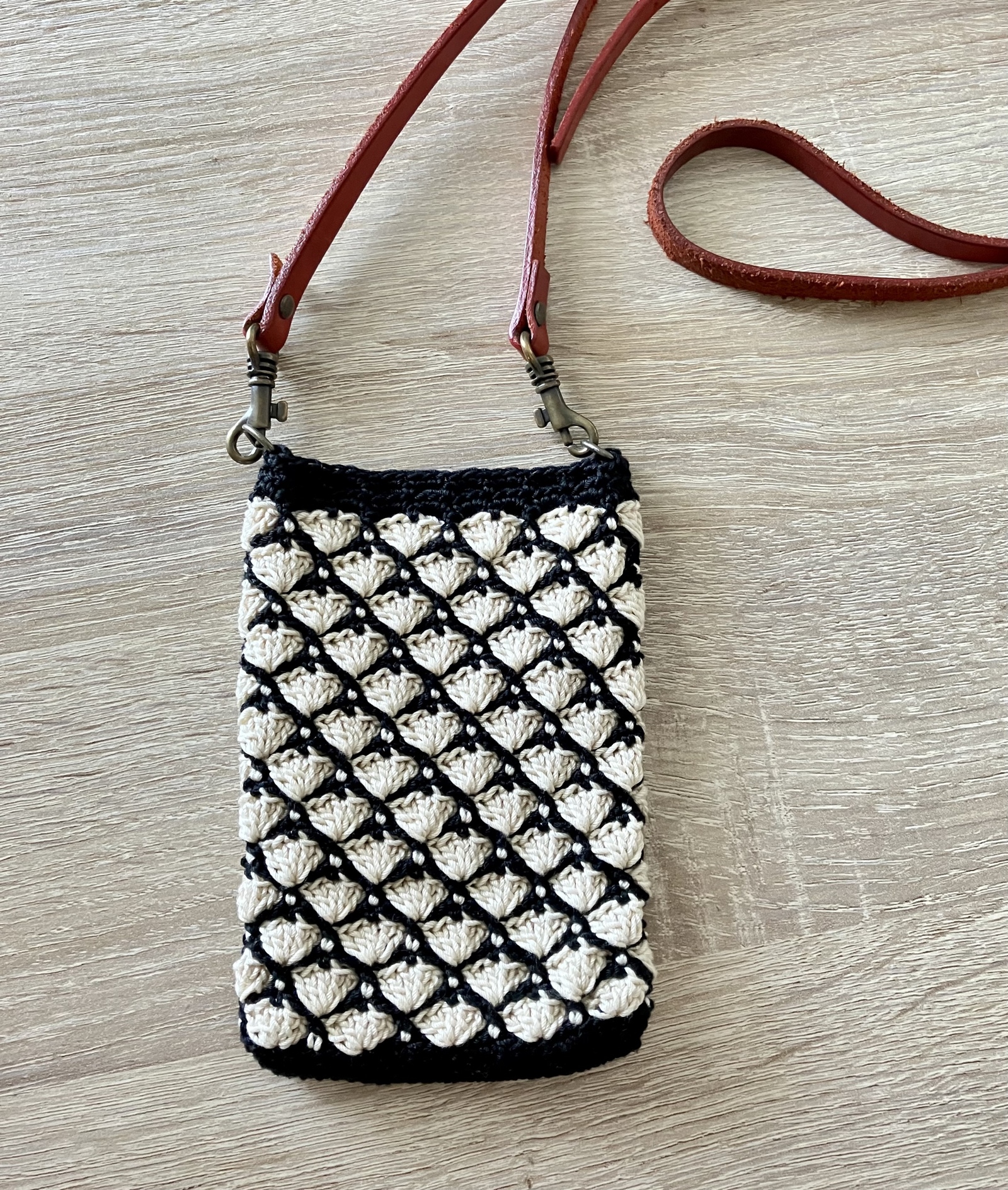 子供用ポシェットの簡単な編み方