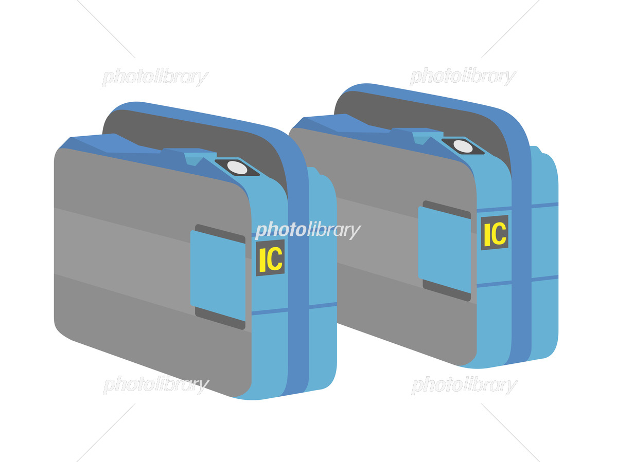 駅の改札を通過する女子高校生 33000006143 の写真・イラスト素材アマナイメージズ