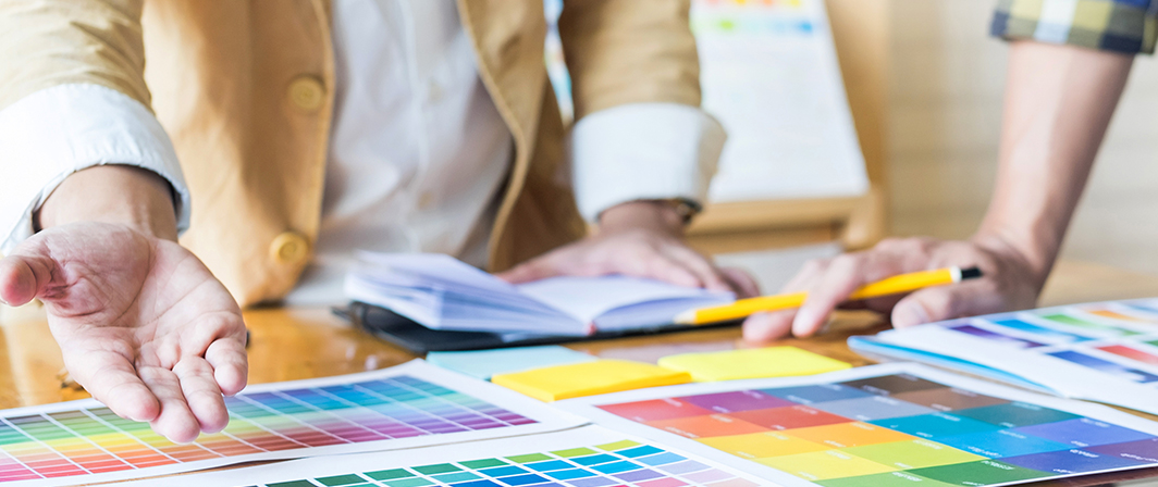 展示会初心者必見！ 注目されるパネルで注文を増やすコツを紹介等身大パネル5,300円台〜！パネル印刷なら パネルプラス