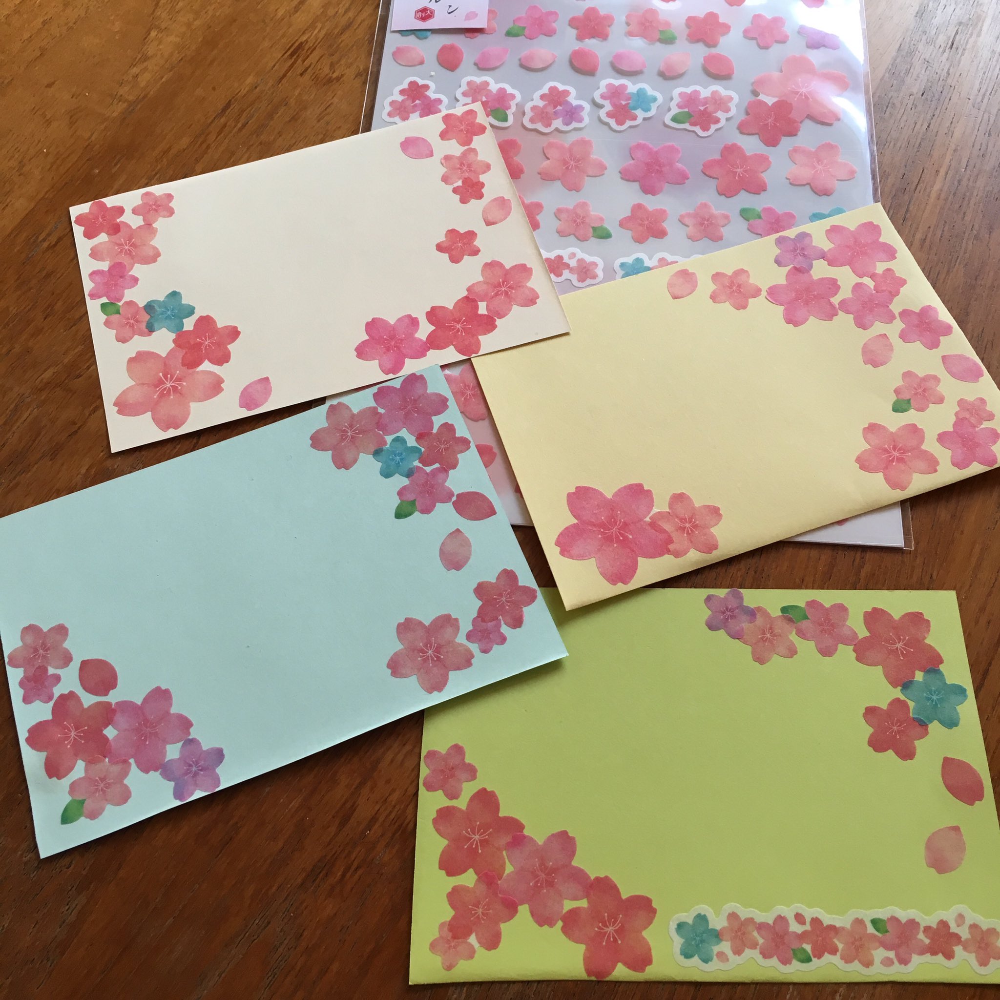 卒業おめでとうカードテンプレート無料イラスト素材素材ラボ