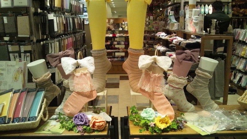 靴下ディスプレイ什器