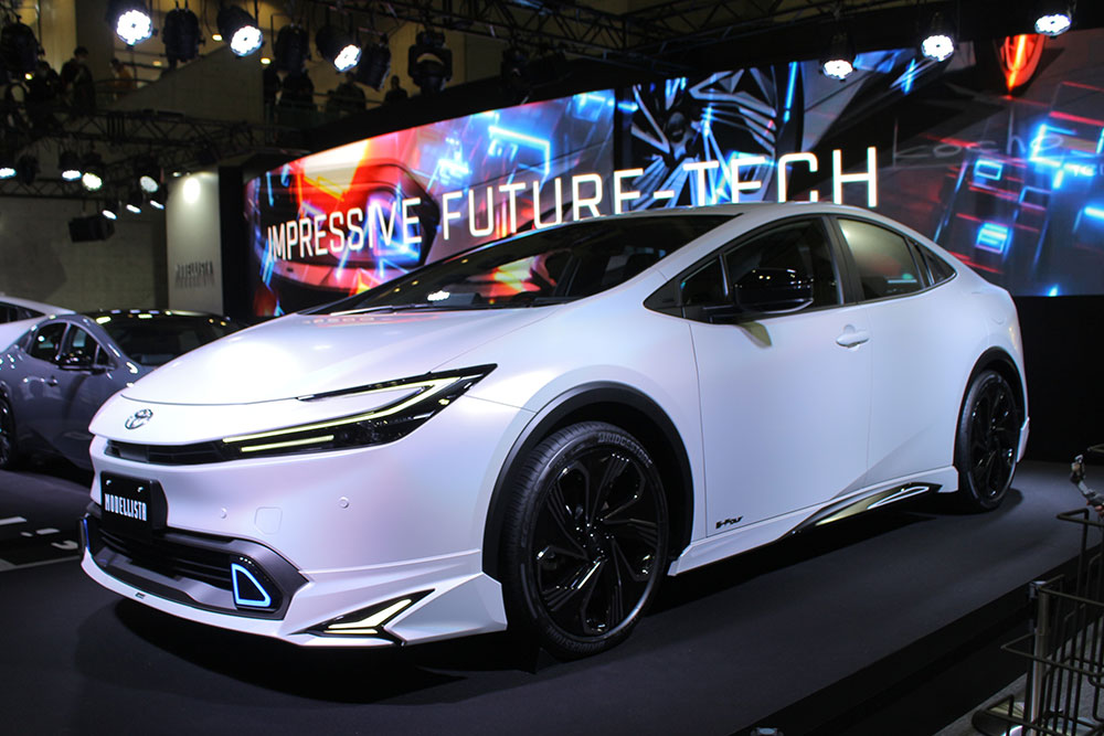 トヨタ新型プリウス2022年末フルモデルチェンジ!新型HV搭載で、WLTCモード燃費40㎞ Lへ中古車なら グーネット