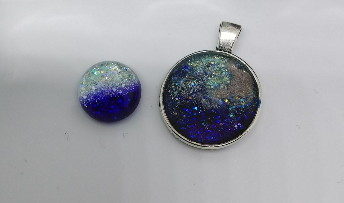 UV-LED レジンライトDAISOの効果に関する口コミ -ダイソー 宇宙船みたいな見た目のUVレジンライトってどうなん？ byらんしゃん@フォロバ♥️ 乾燥肌 20代前半LIPS