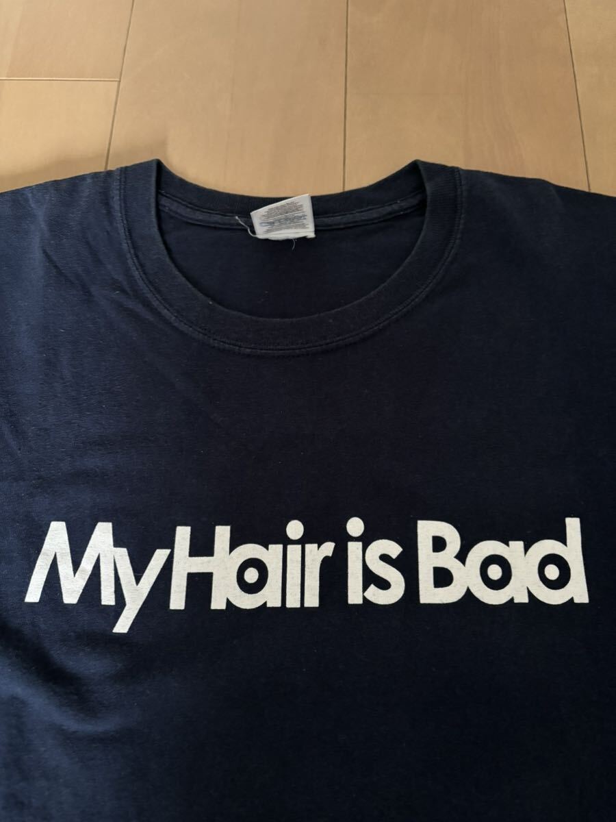 myhairisbad_officialghost T SHIRTwhitesmoke black My Hair isBadさんのグッズのTシャツのイラストを描かせていただきました◎ 新譜「ghosts」にあわせてレコードを聴くおばけです👻明日8.3 土 のROCK IN JAPAN FESTIVAL 2024や、 来週8.9 金 から東京原宿