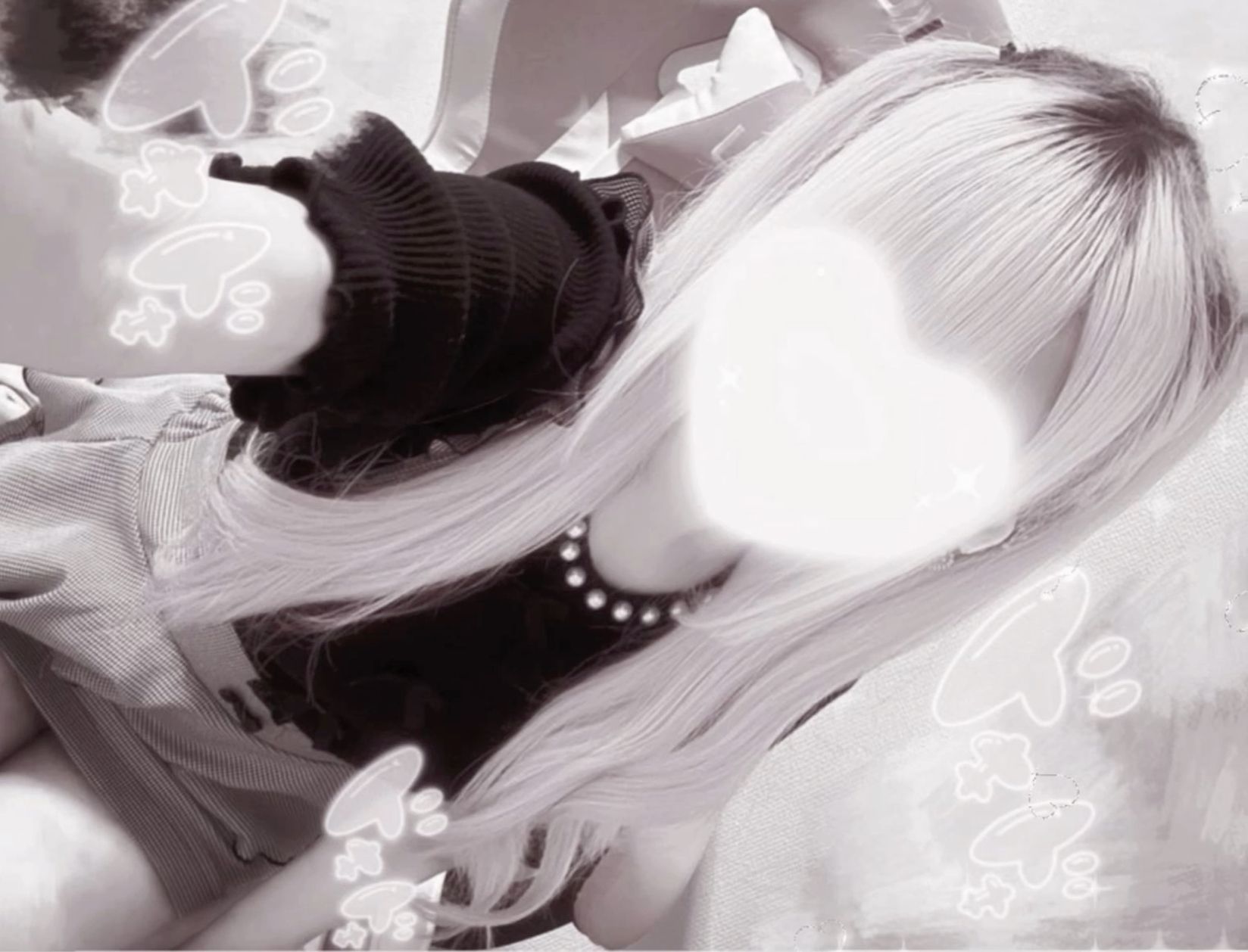 魅力的な韓国白系女の子アイコンのトレンド