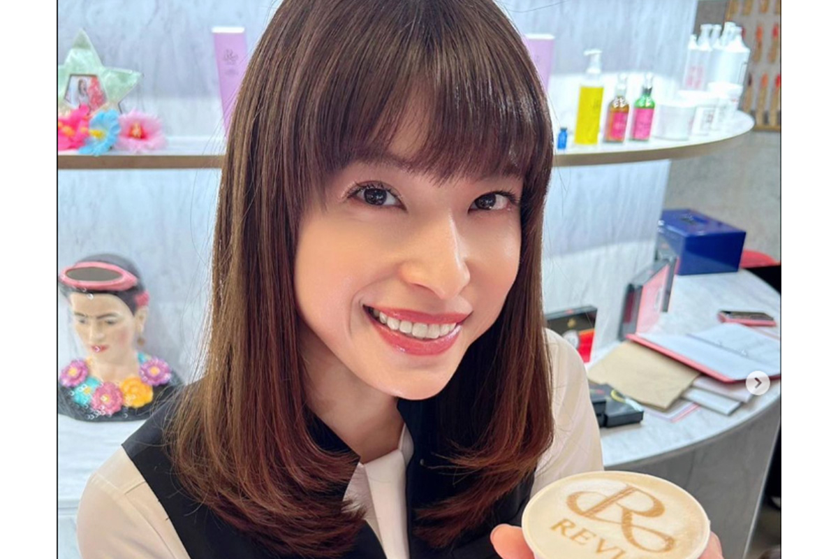 化粧品のPRにインスタを活用すべき理由│成功事例も紹介！女性向けBtoC商材のSNS運用ならアットファンズ・マーケティング