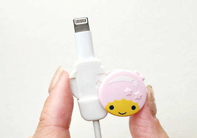 ダイソーのコレつけとくと便利だよ～！ケーブルがダメになっちゃう人は必須！可愛く守れるグッズポイント交換のPeX