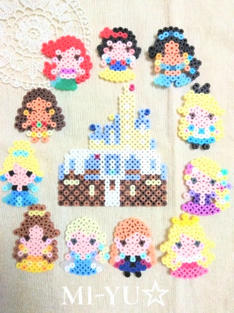 アイロンビーズ ディズニープリンセスの作り方！わかりやすい図案付きWEBOO ウィーブー暮らしをつくる