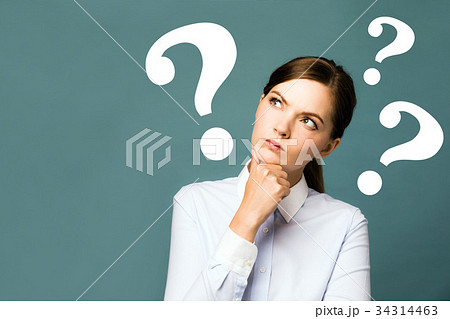 見上げる金髪の外国人女性 美容 の無料の写真素材 - ID.11387フリー素材 ぱくたそ