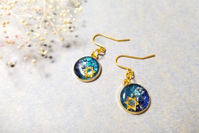 ハンドメイドのピアスの作り方って？簡単なレシピと人気デザイン集◎ - ココナラマガジン