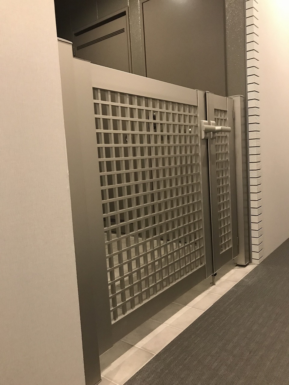 マンション 玄関ポーチのおしゃれなインテリアコーディネート・レイアウトの実例RoomClip ルームクリップ