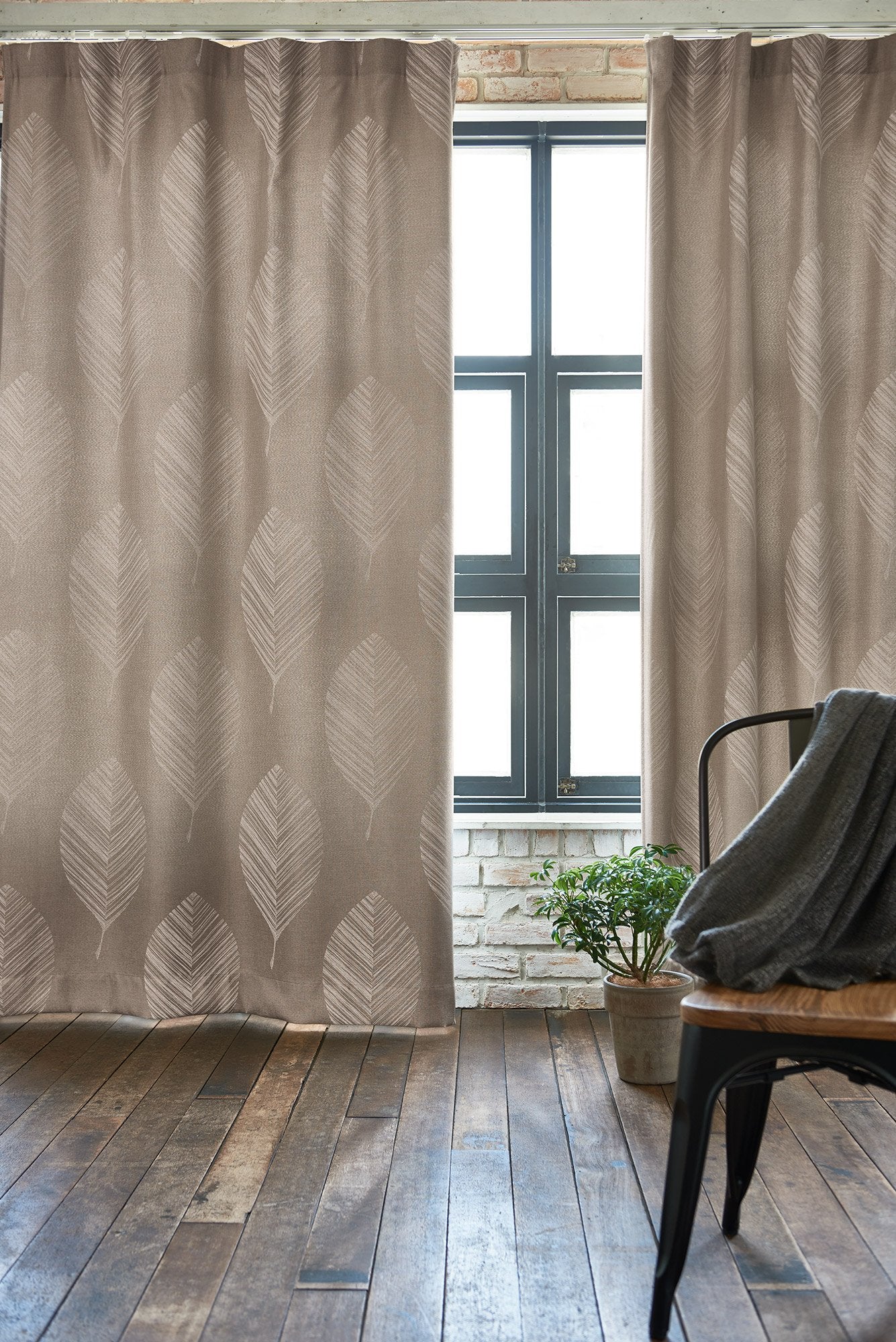 リーフ柄プレート 小 全6色光泉窯 -kosengama