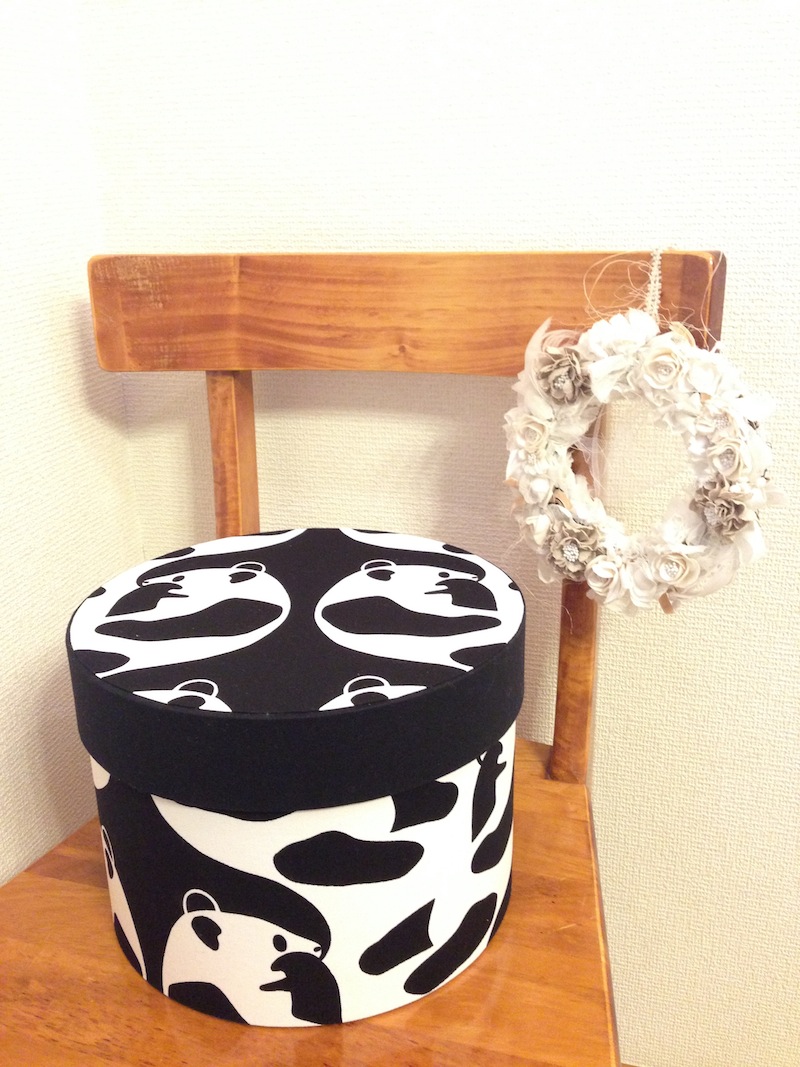 丸い形の紙袋の作り方。ラウンドペーパーバッグは簡単なのにオシャレ！写真や小物