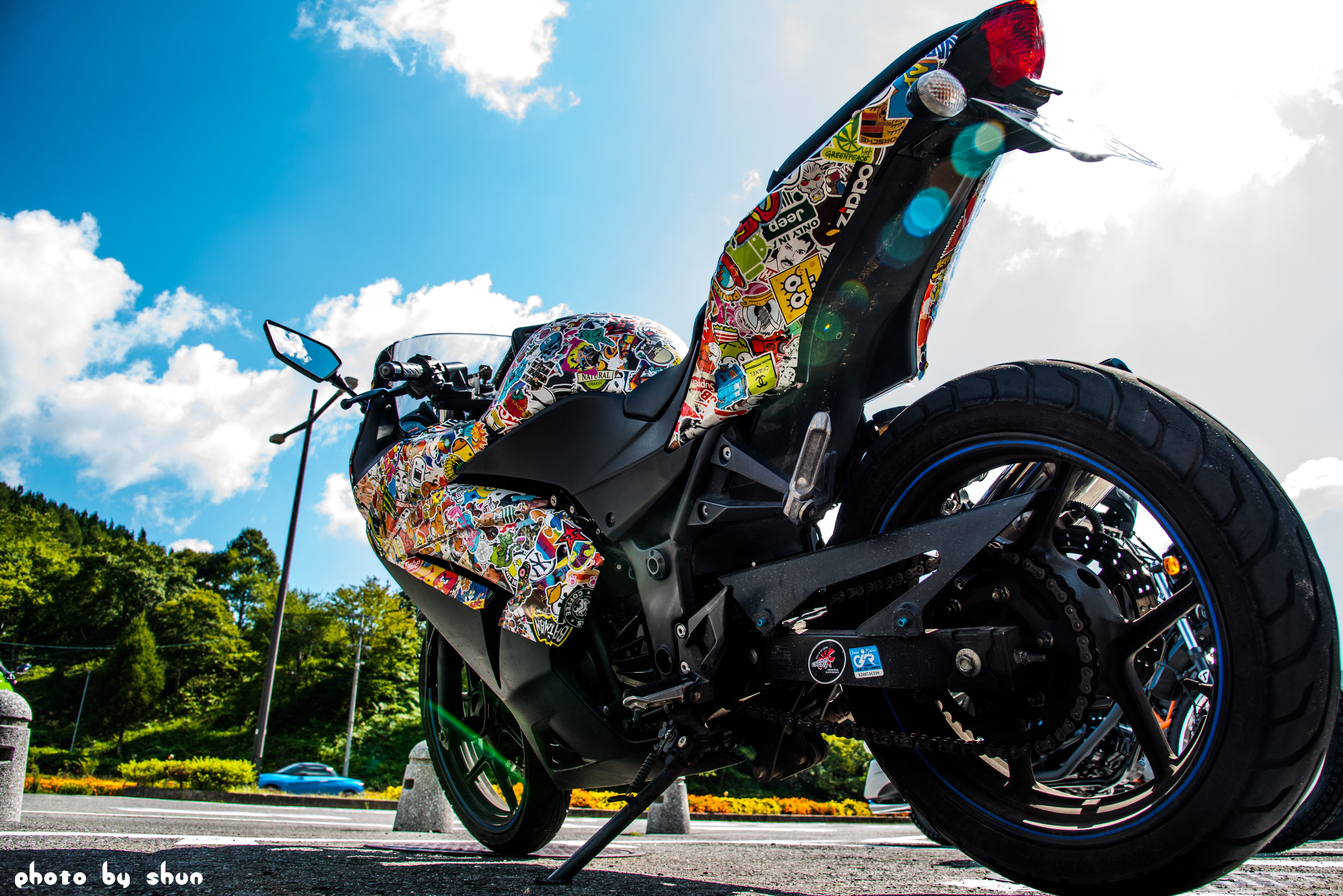 ステッカーボム 1HLJ.co.jp