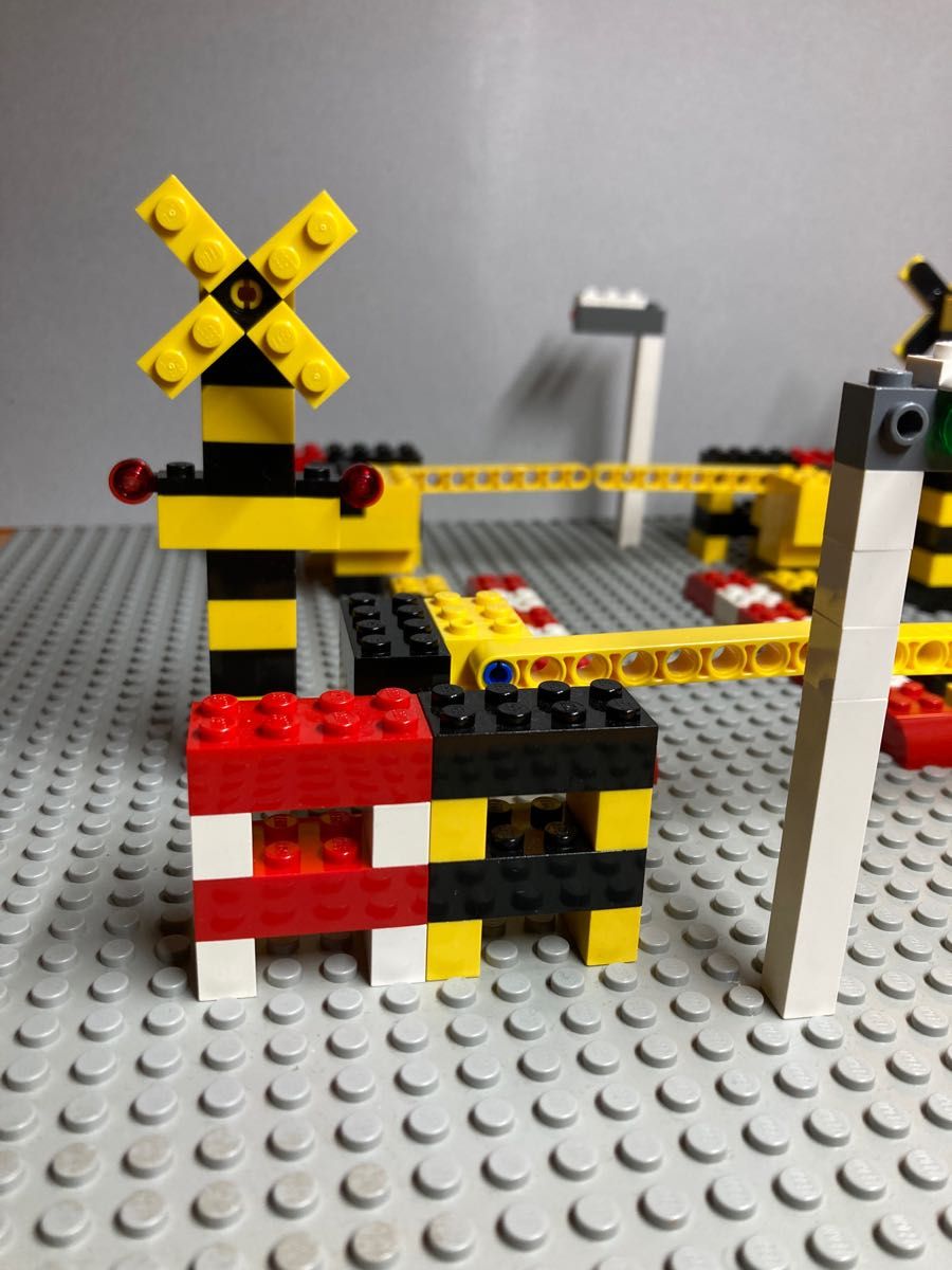 レゴ LEGO 踏切 踏み切り 月形柵 月型柵おまけ付きYahoo!フリマ 旧PayPayフリマ