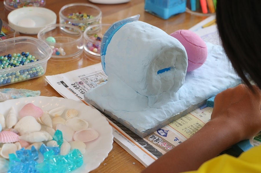 持て余したフィギアと貝殻で貯金箱ハンドメイドの作り方・アイデア暮らしニスタ