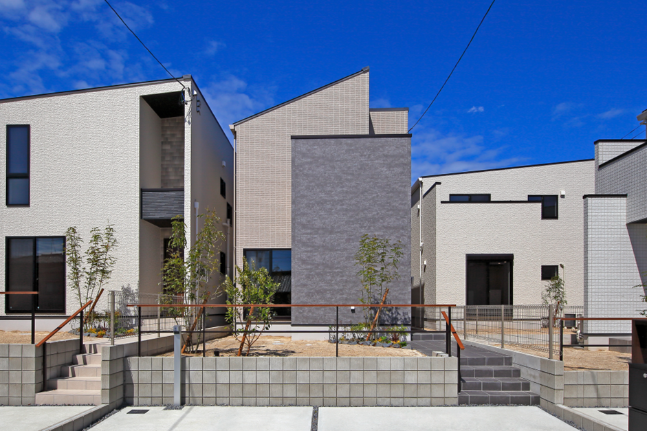 窯業系サイディングとは？価格や人気のメーカー・特徴などを紹介！リショップナビ外壁塗装外壁・屋根塗装業者を見積り比較