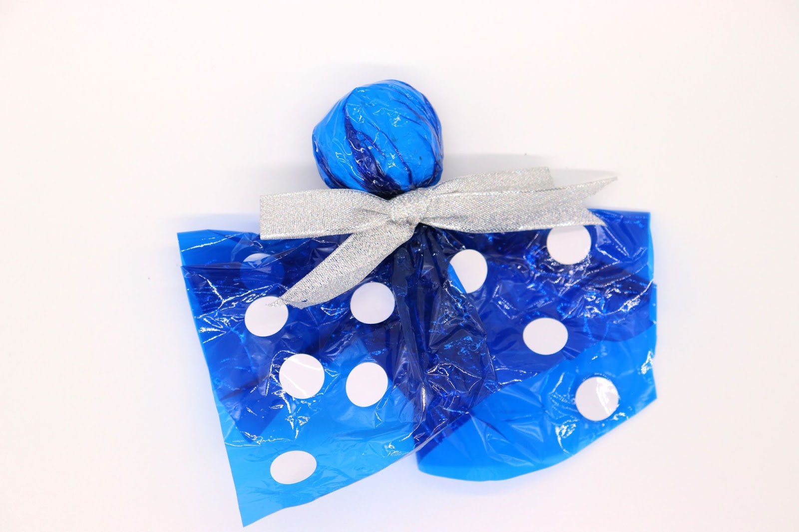 保育に使える！セロハンを使った製作アイデアを紹介します！ 製作・花火・簡単・おしゃれ・工作・ステンドグラス・プラスチック・化学・素材・折り紙保育士くらぶ