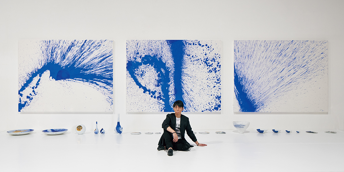 佐藤可士和展 KASHIWA SATO BEYONDFAJPフライヤー・チラシのグラフィックデザイン参考サイト