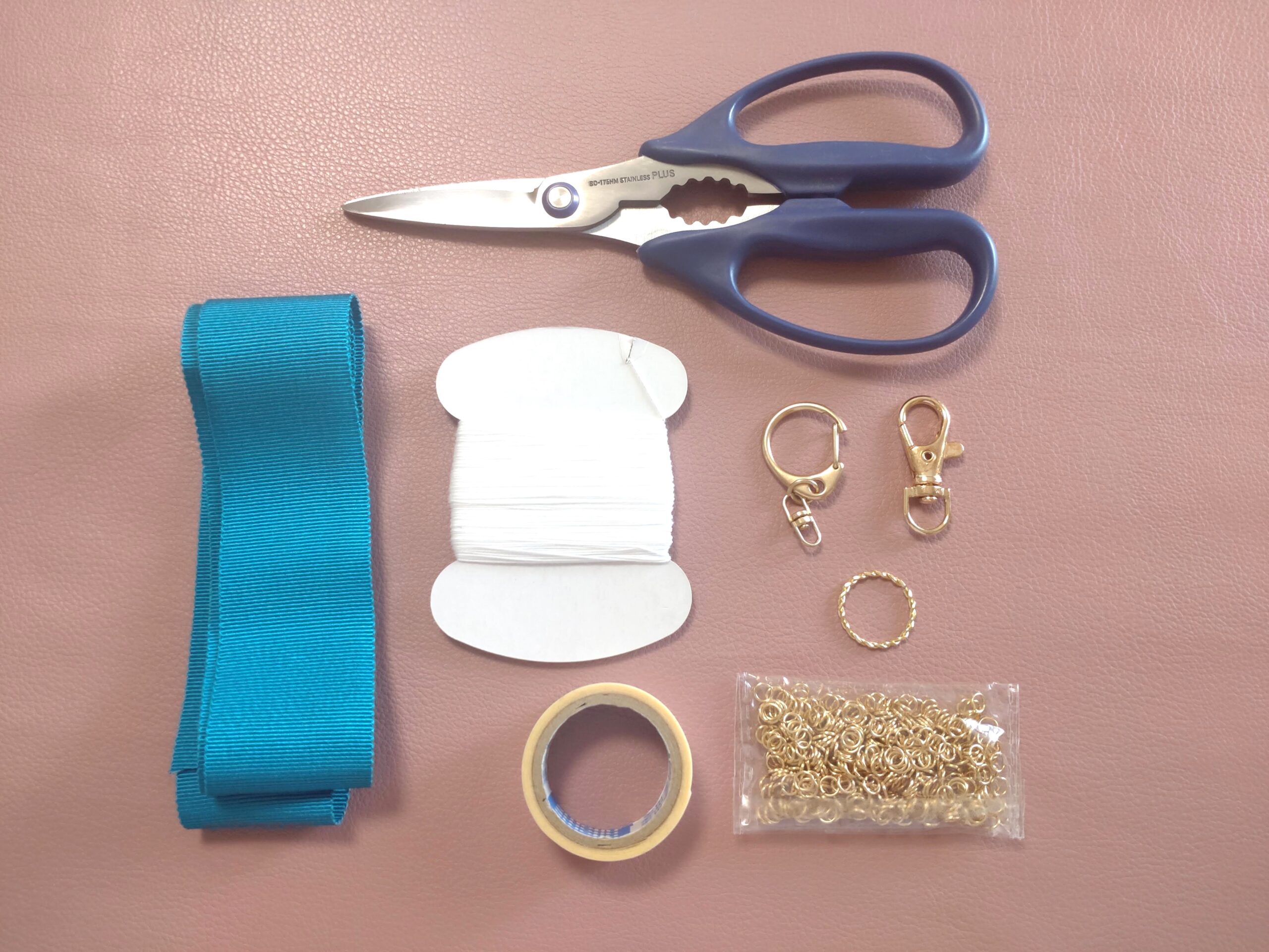 バドミントンのキーホルダーについて質問です。 - 最後の大会- Yahoo!知恵袋