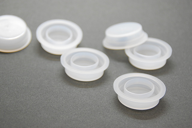 Amazon.co.jp: 20アルミプルリングのふたの飲料ソーダの飲み物はセルフシール引っ張りリングプロテクターカバーの蓋の蓋のキャップの簡単なトップ蓋を圧縮することができますColor : Red: ファッション