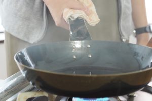 鉄フライパン 焼き入れ きれいなブルー その他 その他作業記録 by バリオスプラス - みんカラ