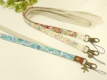 縫わずに簡単！手作りネックストラップの作り方 – オリジナルネックストラップのジェイアンドシーサプライ